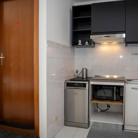 Apartment Design Near Porta Venezia - M1 To Duomo Milan